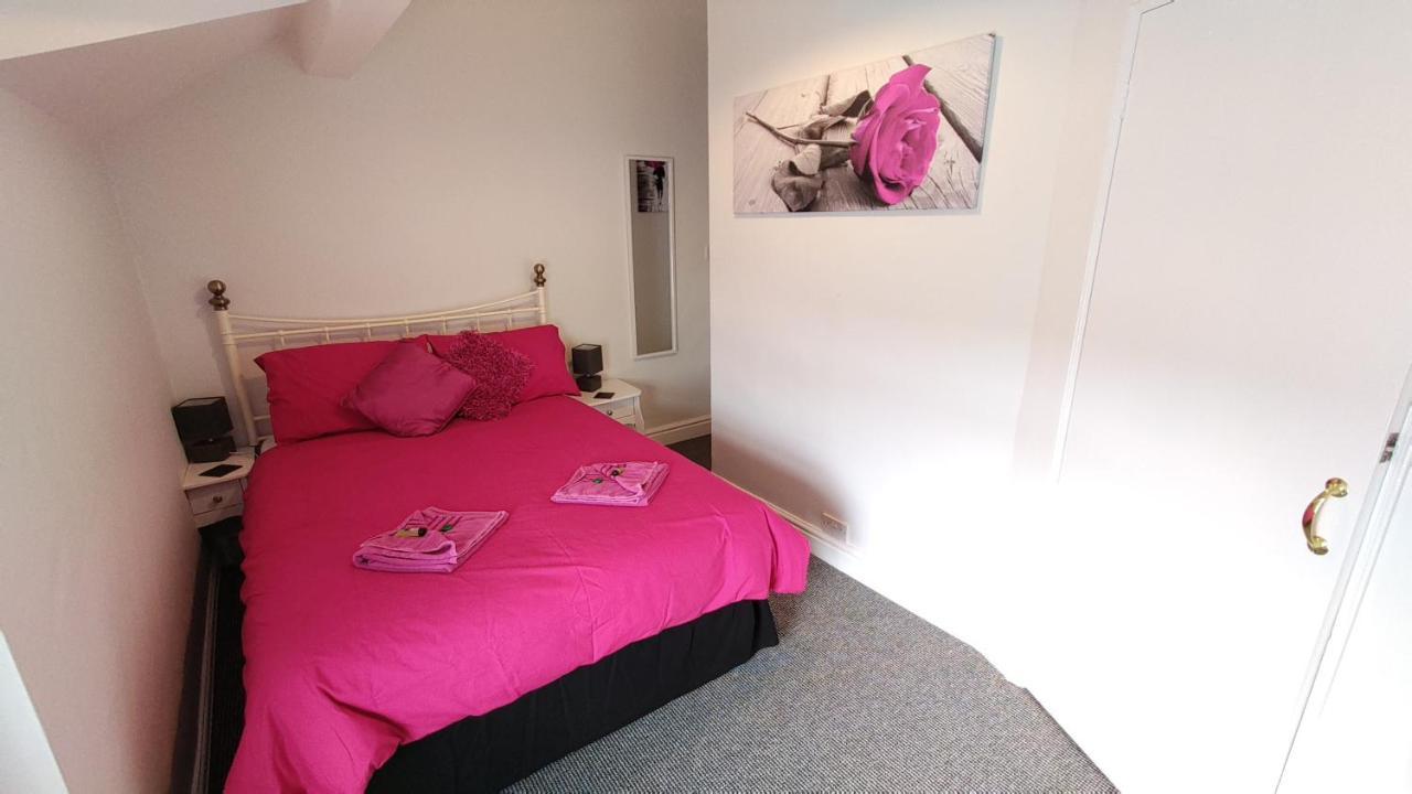 The Castleton Bed & Breakfast Blackpool Dış mekan fotoğraf