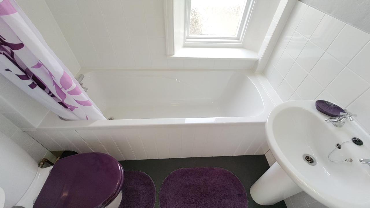 The Castleton Bed & Breakfast Blackpool Dış mekan fotoğraf