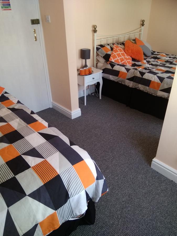 The Castleton Bed & Breakfast Blackpool Dış mekan fotoğraf