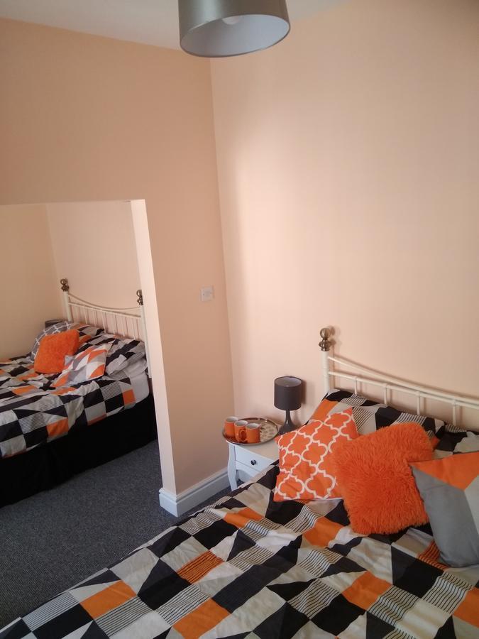 The Castleton Bed & Breakfast Blackpool Dış mekan fotoğraf
